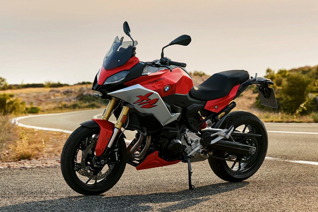 BMW F900XR - What Are the Best Sport Touring Motorcycles