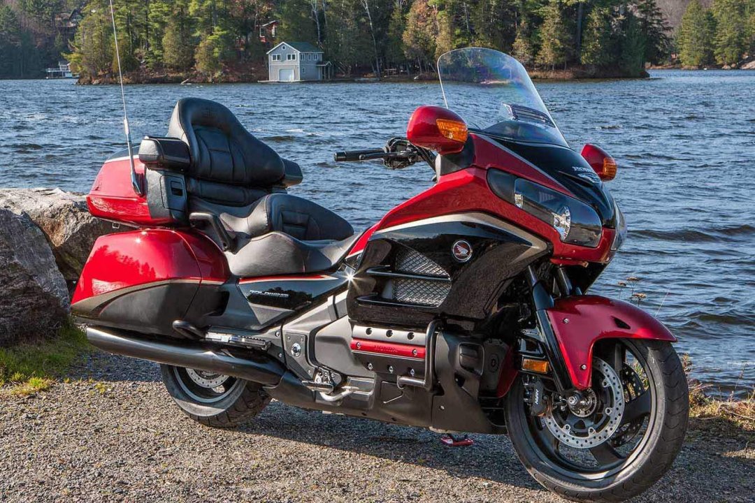 Honda GLX 1800 Gold Wing - What Are the Best Sport Touring Motorcycles