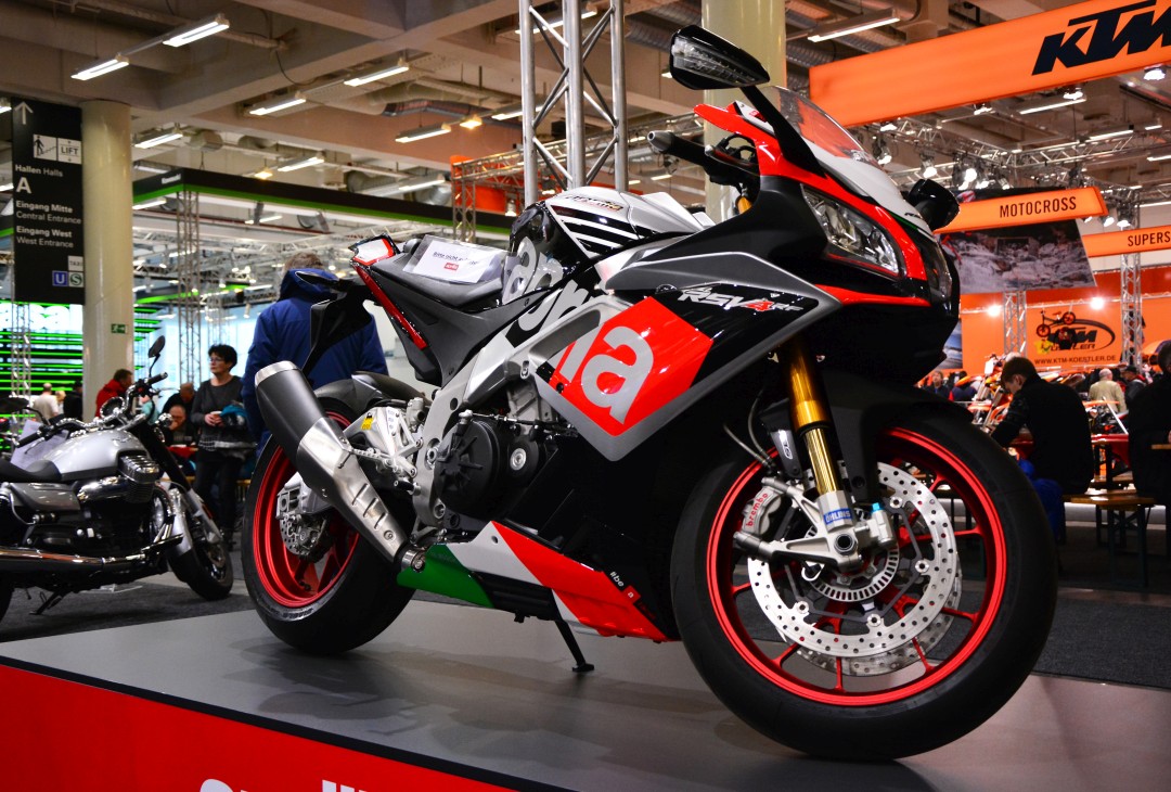 The Aprilia RSV4 - The 12 best Italian motorcycles ever