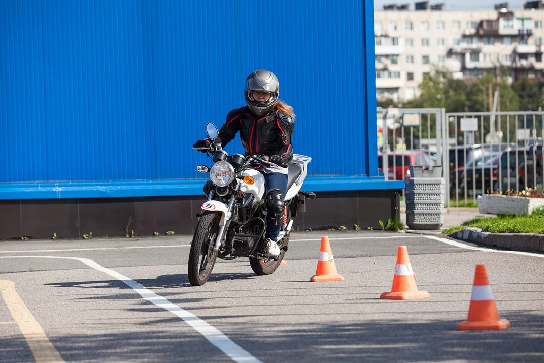 Good beginner 2024 motorcycle helmet