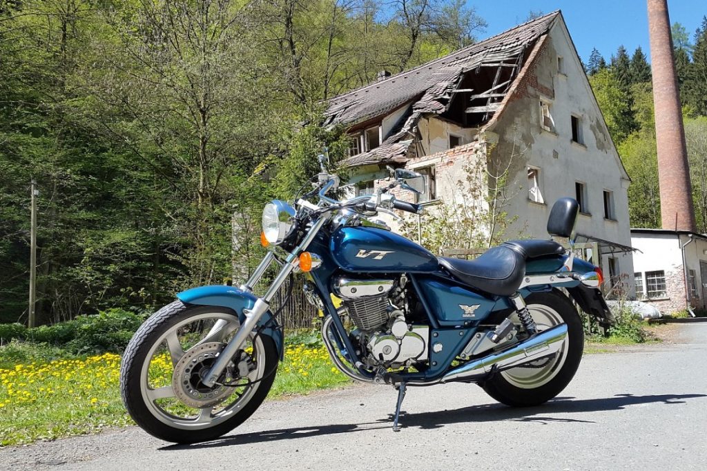 10 Best Cruiser Motorcycles in 2022 Monimoto US