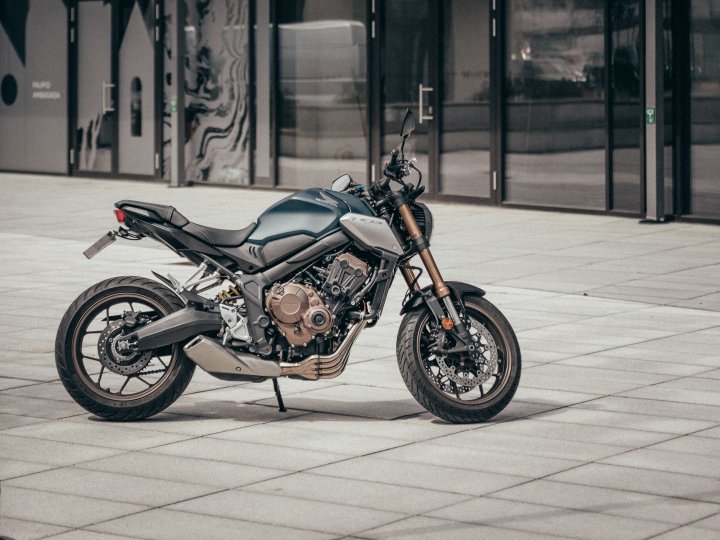 Por wue comprar lozalizador para moto