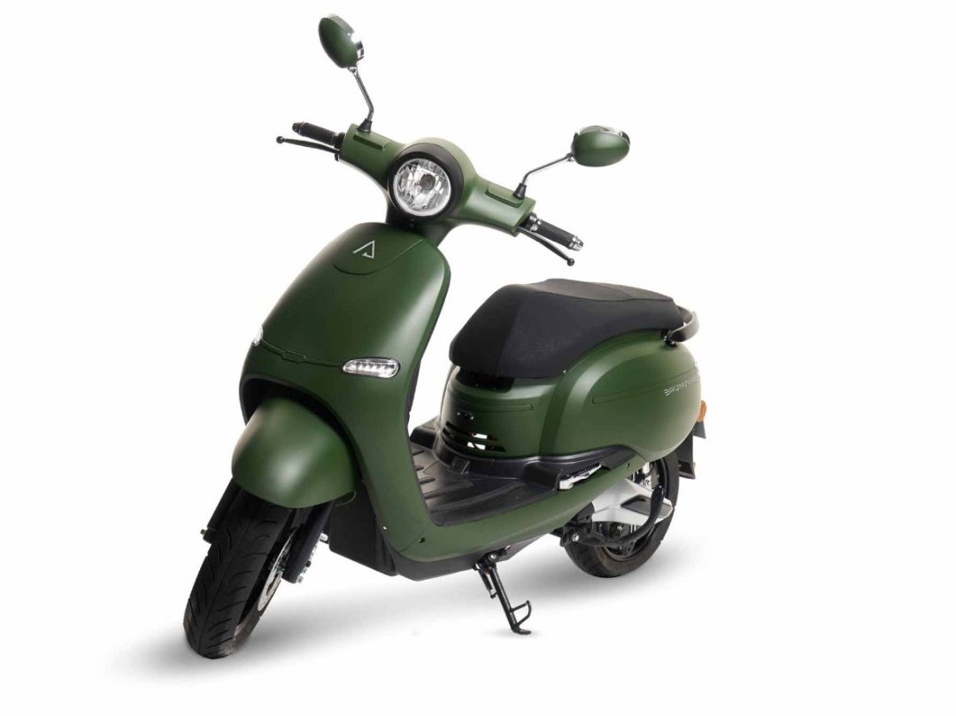Scooter électrique Brumaire 50 de couleur verte